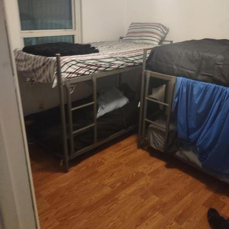 Omar'S Place - Shared Rooms ไมอามี ภายนอก รูปภาพ